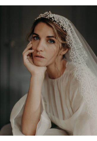 Lizeron Clementine Tiara Blanco ()