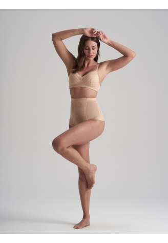 BYE BRA Powermesh | Tanga Cintura Alta Beige ()