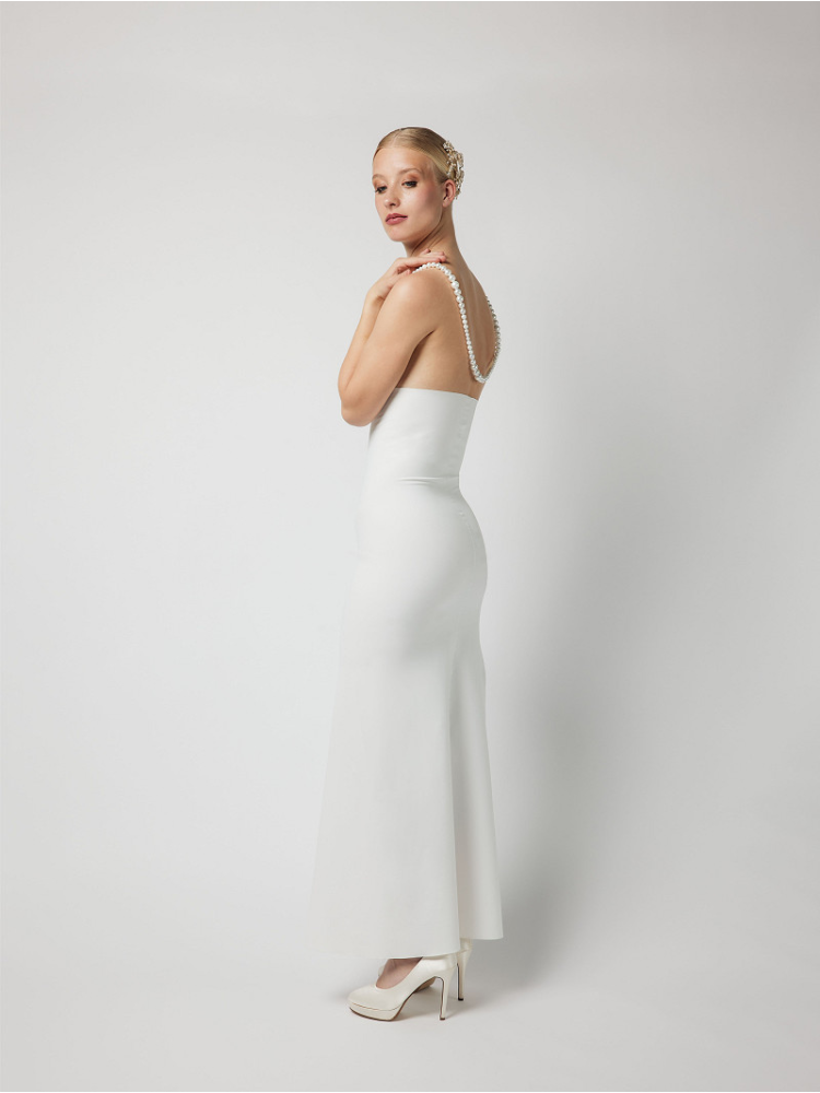 PC76-150J Enagua ultraligera línea A – Marfil main product photo