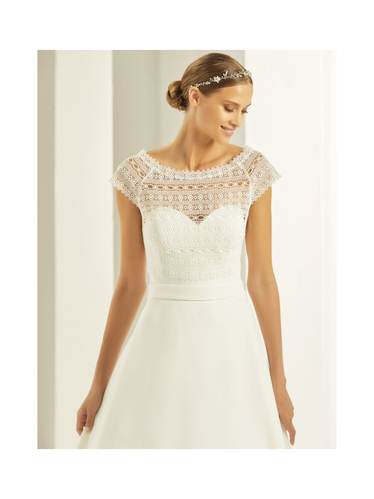 Bianco Evento E278 BOHO Bolero de Encaje main product photo